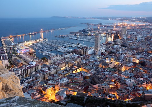 Испания аликанте недвижимость цены сколько денег нужно в будапеште