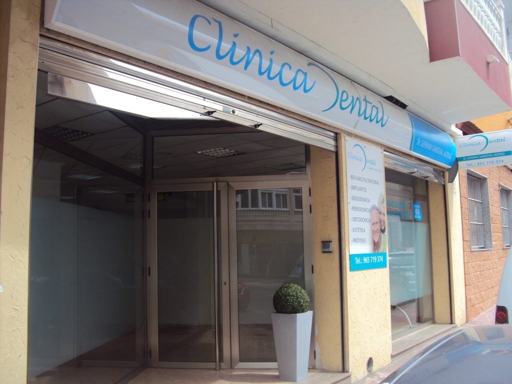 Стоматология в Торревьехе: какую клинику выбрать?