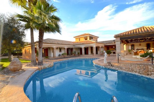 Luxury properties in Spain