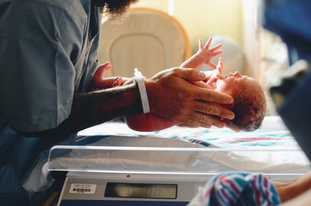 What to Know as a Foreigner Giving Birth in Spain